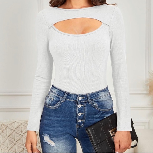 Keyhole Ribbed Bodycon Top - Picture 2 of 3